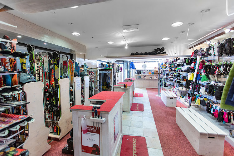 photo SPORT 2000 CENTRE STATION - Olivier Sports - Location ski Alpe d'huez Huez